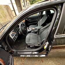 -Preserve-That-Luxury-Look-with-Maintenance-Detailing-for-Your-Vehicle 4